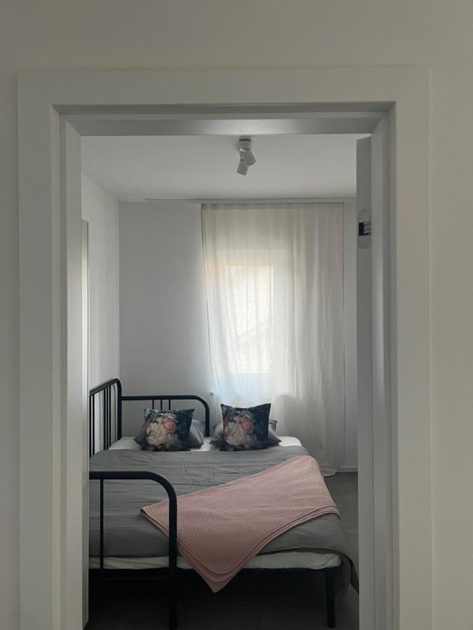 Apartments Lily Любляна Экстерьер фото